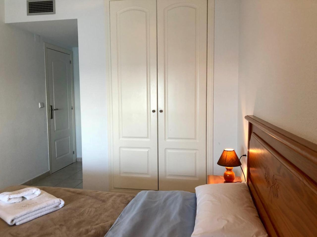 Clubrent - Apartamentos Apolo 16 Калпе Екстериор снимка