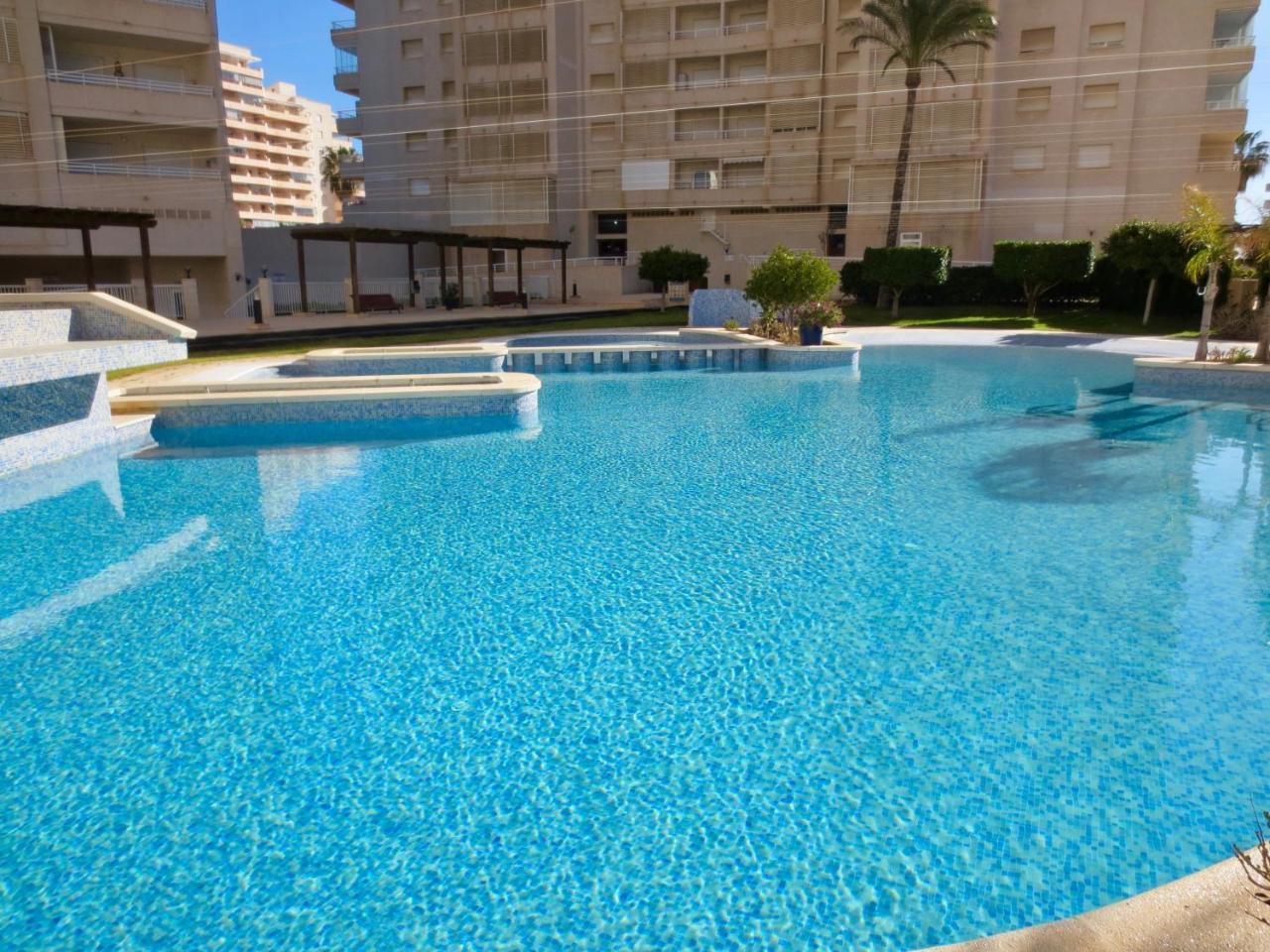 Clubrent - Apartamentos Apolo 16 Калпе Екстериор снимка